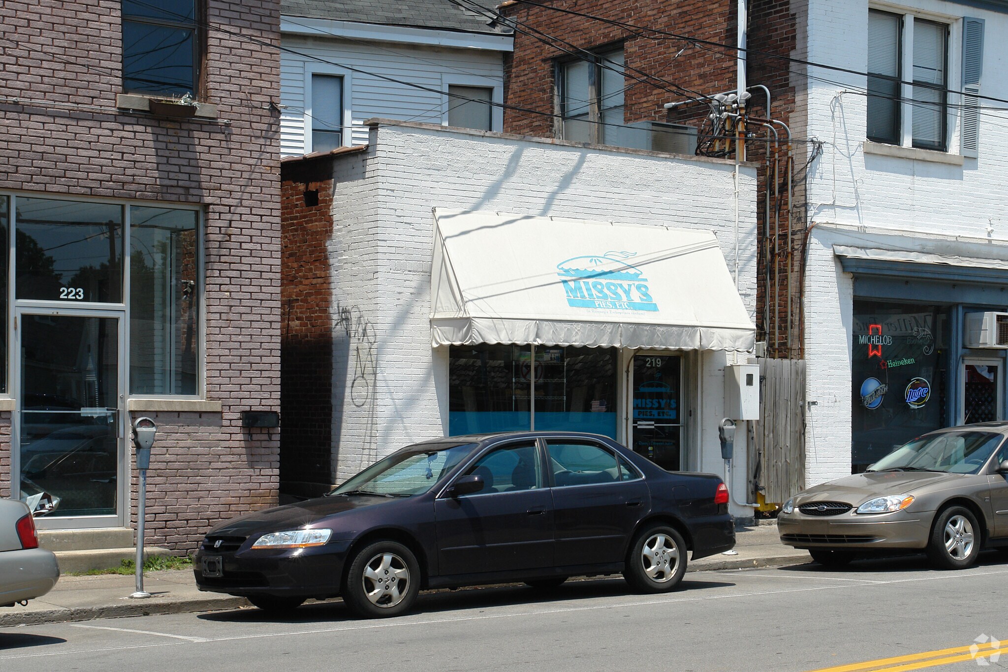 201 Woodland Ave, Lexington, KY à vendre Photo principale- Image 1 de 3