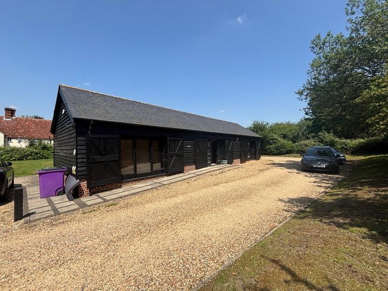 Meppershall Rd, Ickleford à vendre - Photo du bâtiment - Image 3 de 7