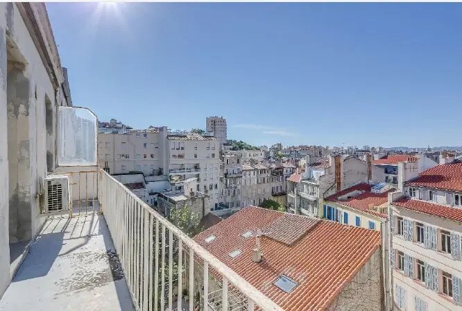 Bureau dans Marseille à louer - Photo du bâtiment - Image 2 de 9