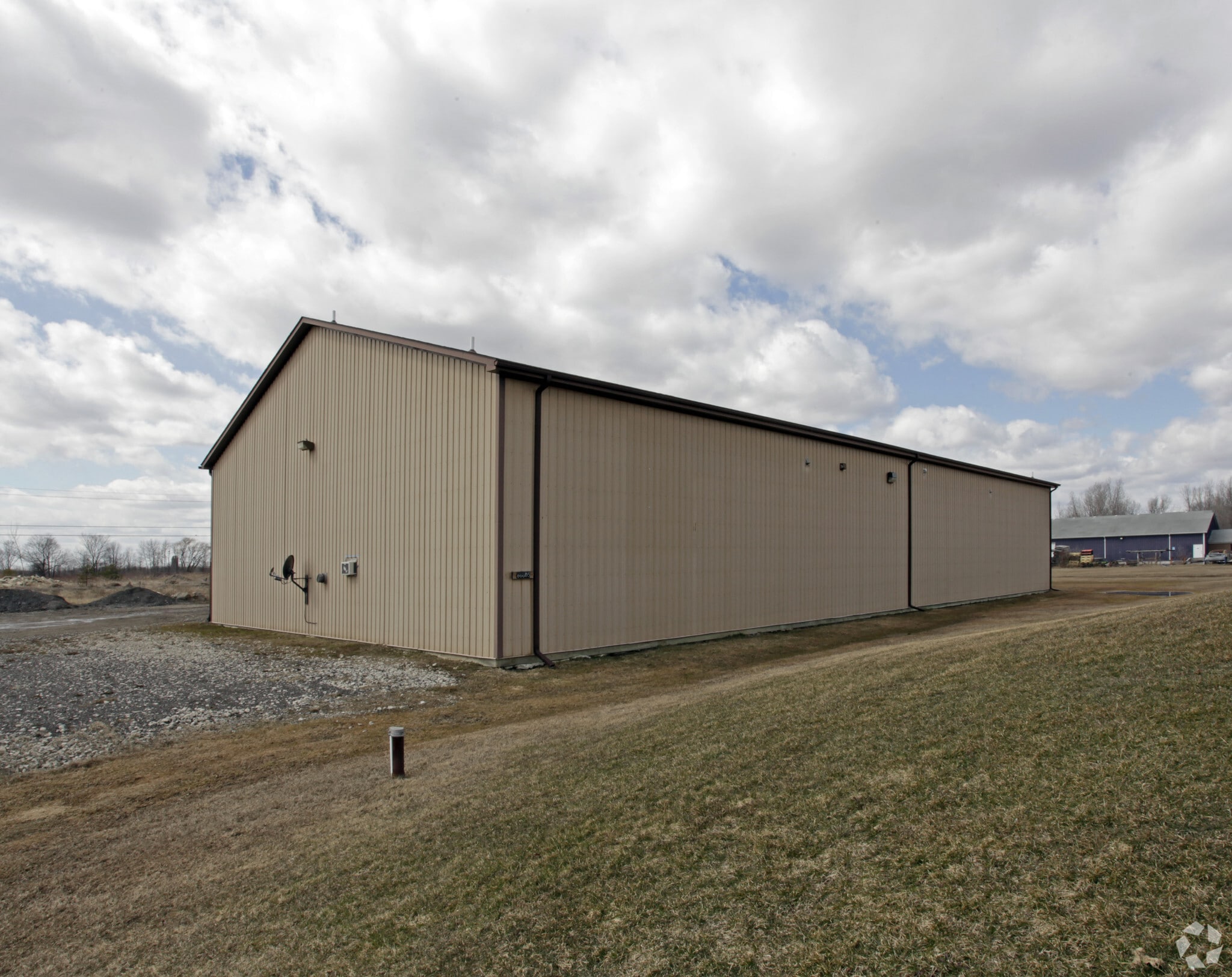 66605 S Forest Ave, Lenox Township, MI for lease Primary Photo- Image 1 of 4