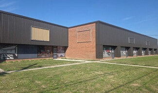 Plus de détails pour 114 Norfinch Dr, Toronto, ON - Industriel à louer