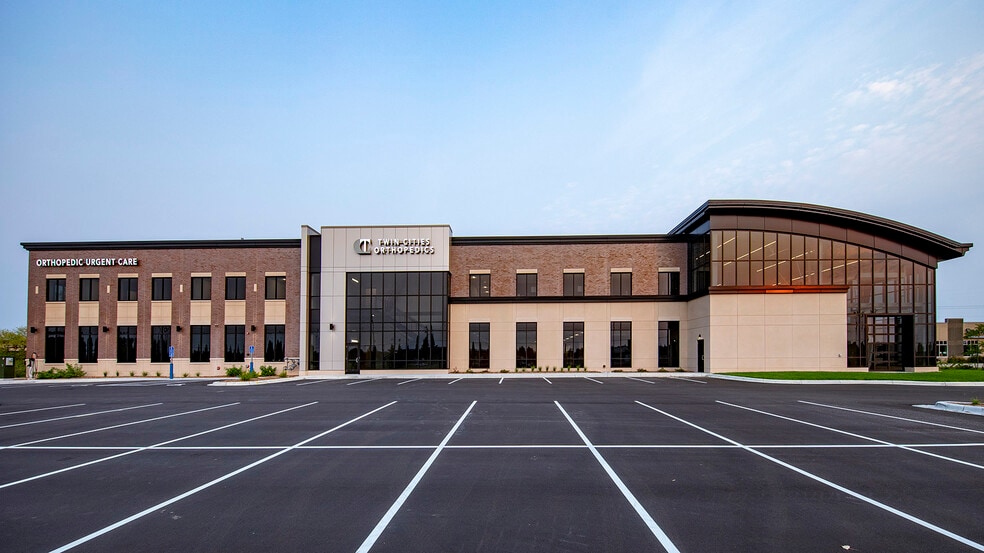 5715 Memorial Ave N, Stillwater, MN for lease - Building Photo - Image 2 of 2