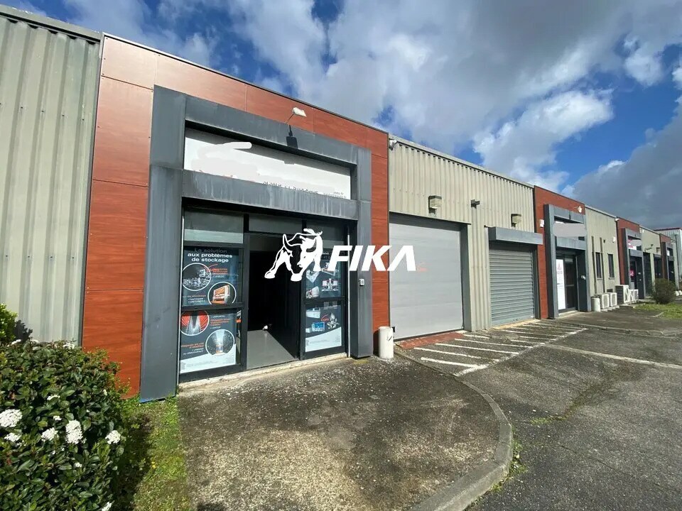 Flex in L'Union for lease Primary Photo- Image 1 of 9