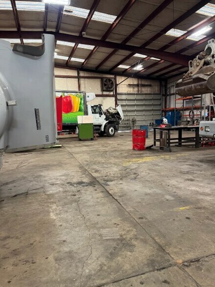 1060 Grimmett Dr, Shreveport, LA à louer - Photo intérieure - Image 2 de 9