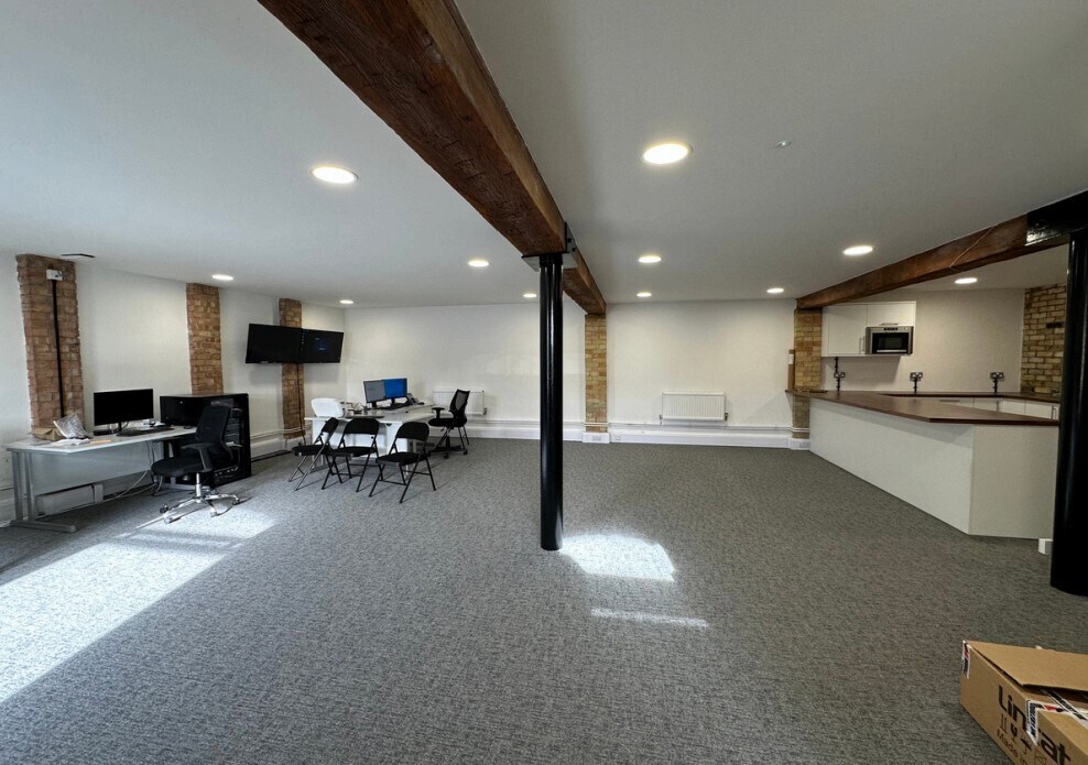 London Rd, Pampisford for lease Building Photo- Image 1 of 1