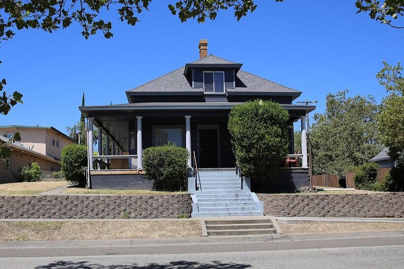 409 Washington Blvd, Roseville, CA à vendre - Photo du bâtiment - Image 1 de 32