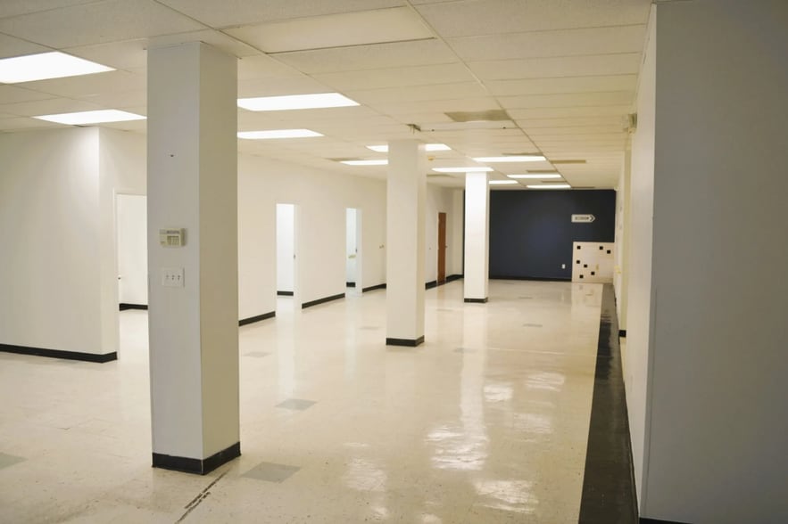 1506 Hull St, Richmond, VA for lease - Interior Photo - Image 3 of 10