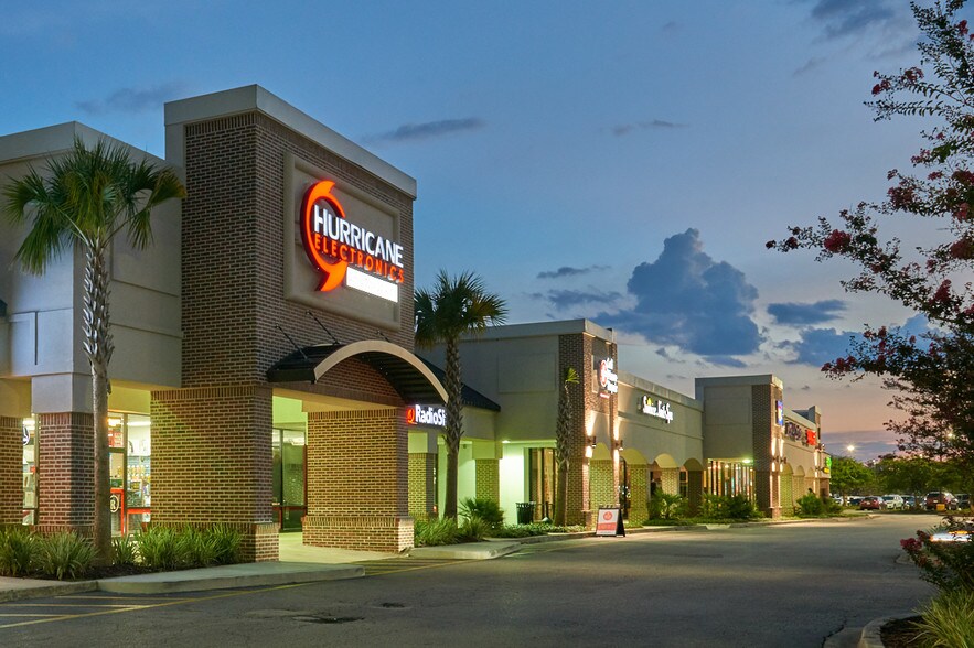 1317 N Main St, Summerville, SC for lease - Building Photo - Image 1 of 18