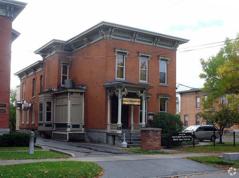 304 Hawley Ave, Syracuse, NY for lease - Primary Photo - Image 1 of 44