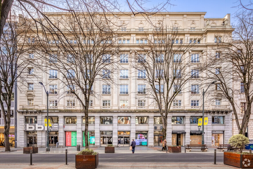 Gran Vía Don Diego López de Haro, 19, Bilbao, Vizcaya for lease - Primary Photo - Image 1 of 8