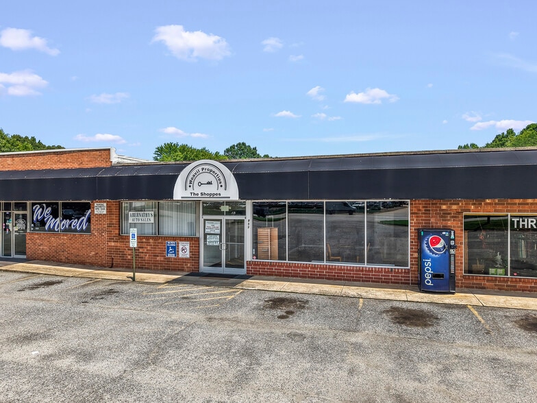 945 NC Highway 66 S, Kernersville, NC for lease - Building Photo - Image 3 of 21