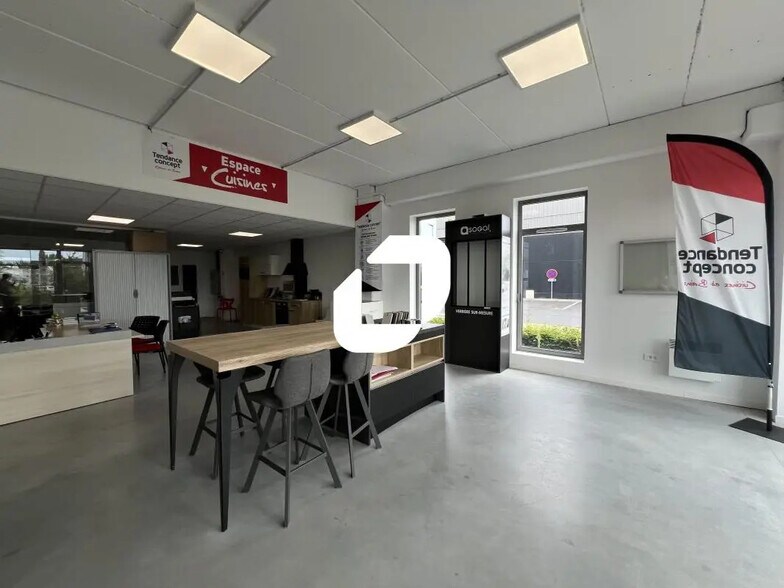 Commerce de détail dans Lesquin à louer - Photo intérieure - Image 3 de 13