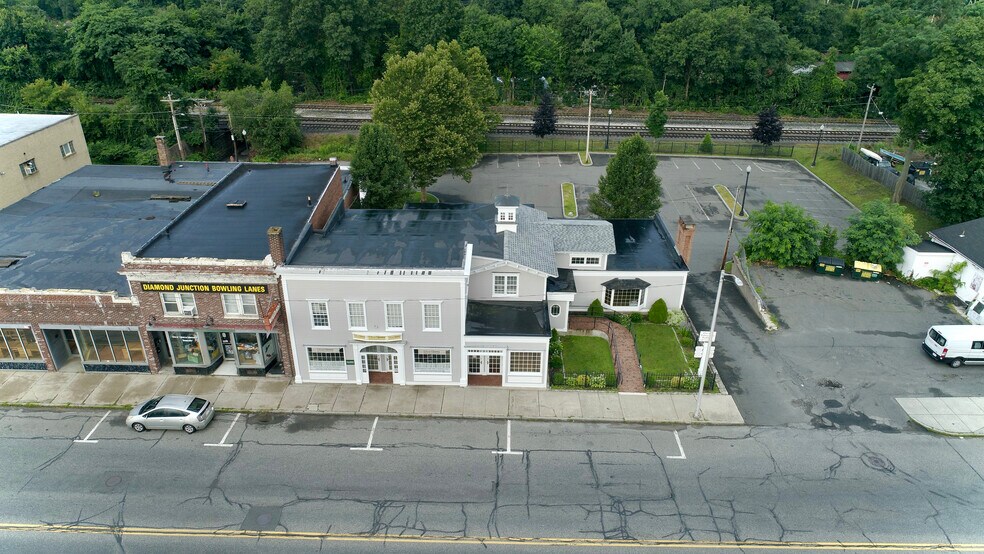 1448 Main St, Palmer, MA à louer - Photo du bâtiment - Image 3 de 9