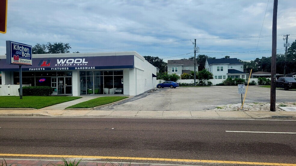 3421 W Kennedy Blvd, Tampa, FL à vendre - Photo du bâtiment - Image 2 de 2