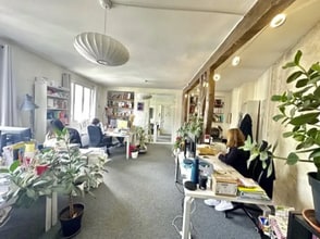 Rue Du Faubourg Saint-Antoine, Paris à louer Photo intérieure- Image 1 de 11