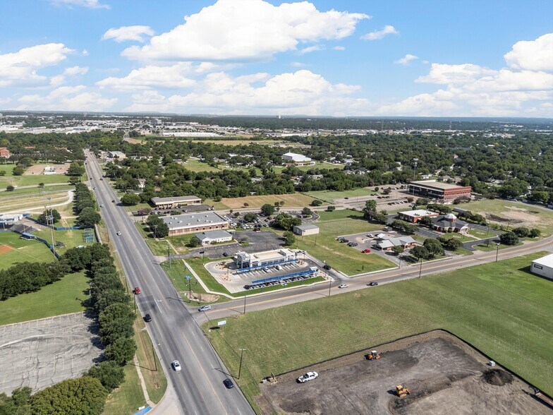 TBD S New Road, Waco, TX à vendre - Photo du bâtiment - Image 2 de 7