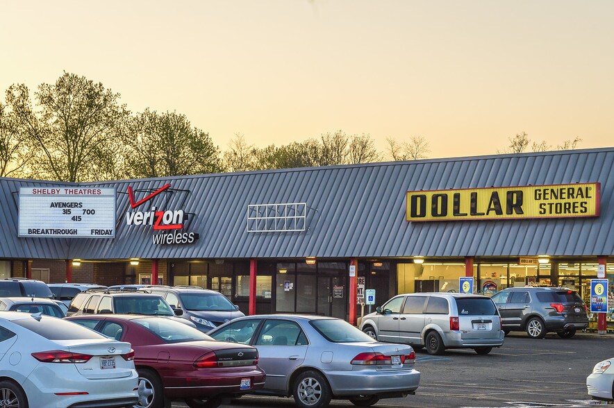 300-499 Downtowner Plz, Coshocton, OH à vendre - Photo du bâtiment - Image 3 de 65