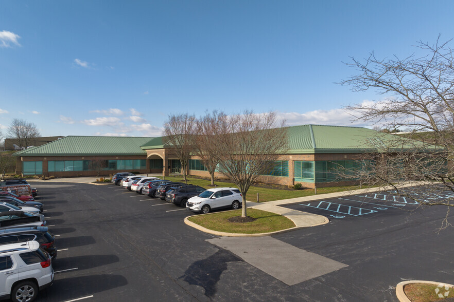 1247 Ward Ave, West Chester, PA for lease - Building Photo - Image 2 of 6