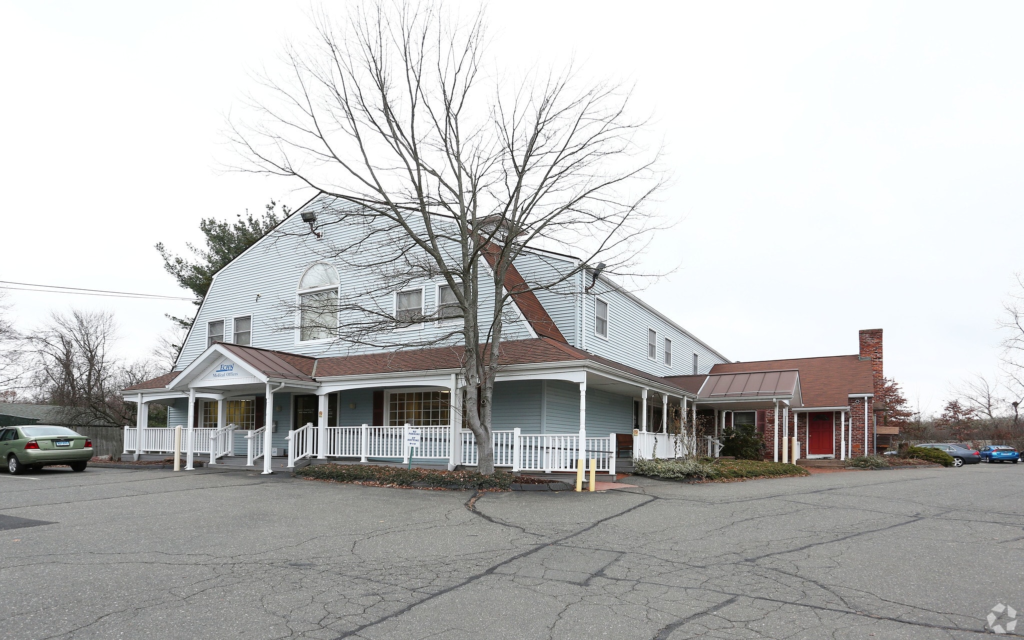 28 Main St, East Hartford, CT for lease Primary Photo- Image 1 of 17