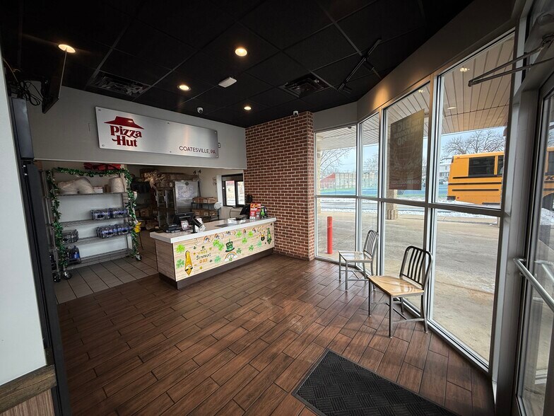 1039 E Lincoln Hwy, Coatesville, PA à vendre - Photo du bâtiment - Image 3 de 10