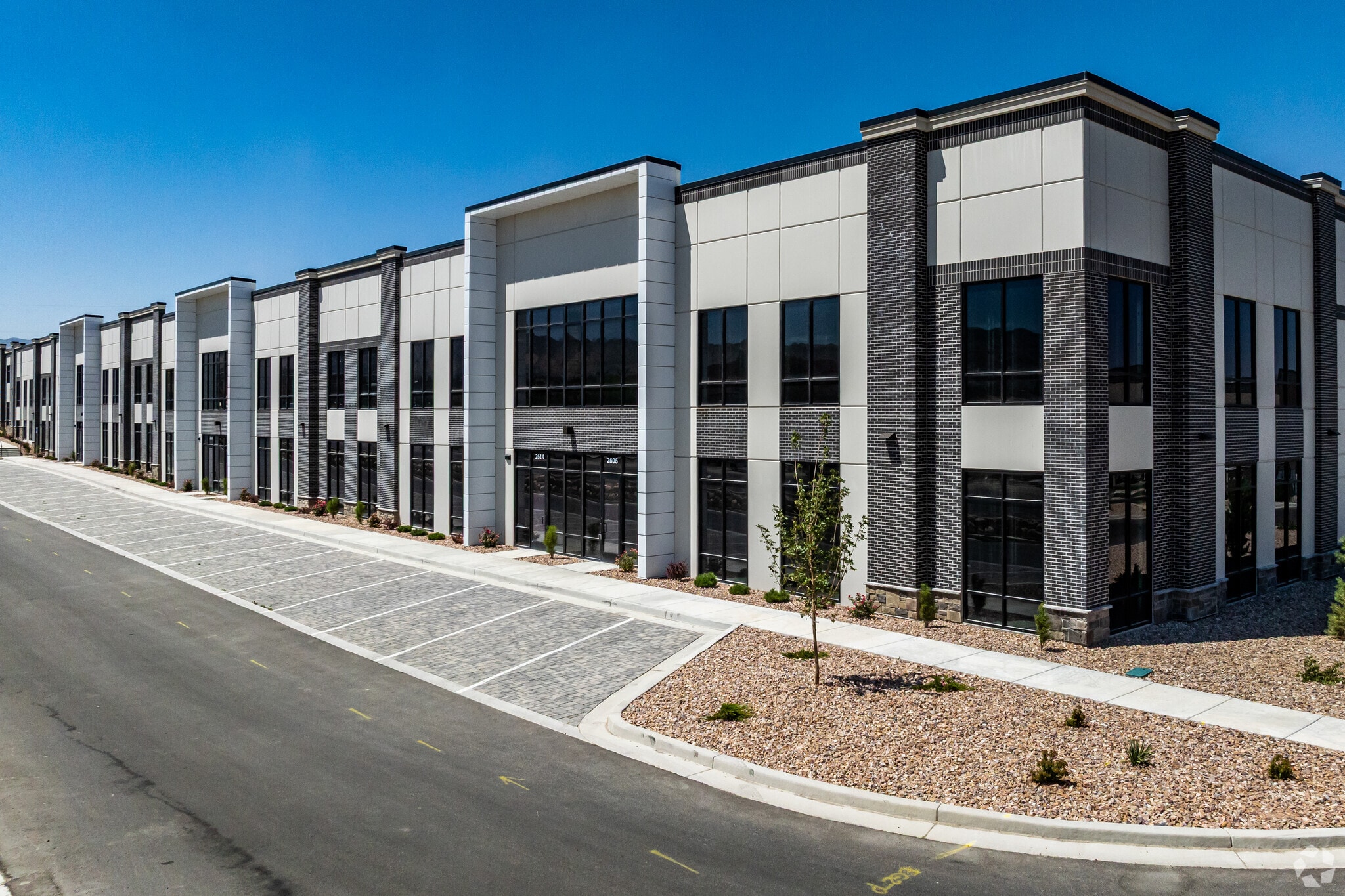 13927 S 2700 W ln, Bluffdale, UT for sale Primary Photo- Image 1 of 9