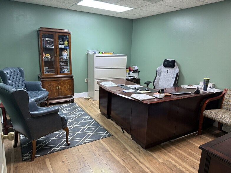 2803 N St Joseph Ave, Evansville, IN à louer - Photo intérieure - Image 3 de 4