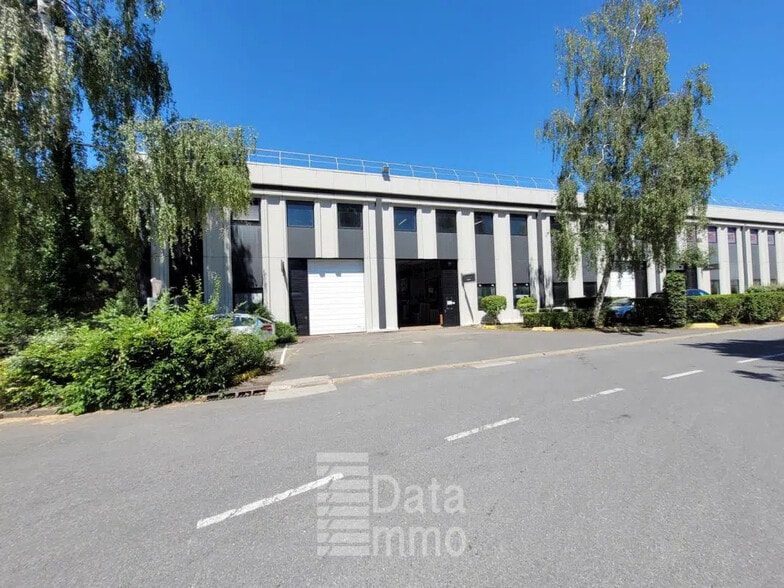 Flex in Lognes for lease - Building Photo - Image 3 of 10