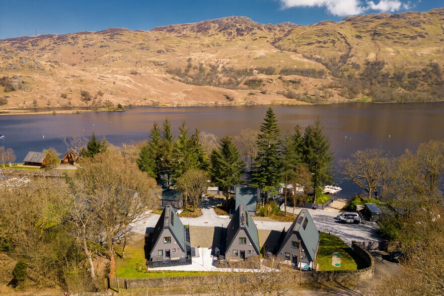 Loch Lomond, Arrochar à vendre - Photo du bâtiment - Image 3 de 58