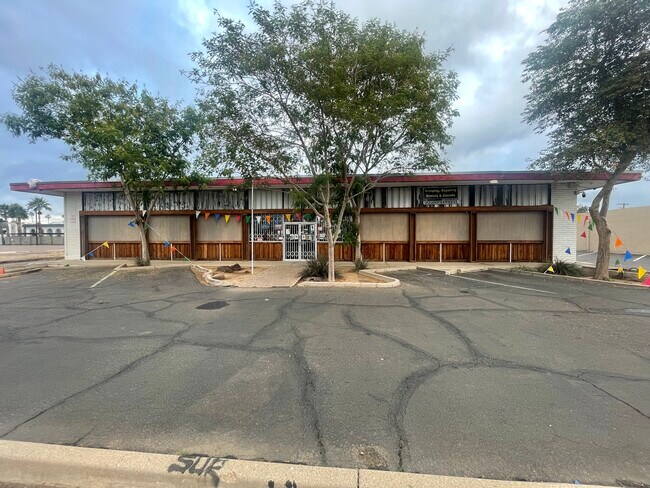 Plus de détails pour 3244 E Thomas St, Phoenix, AZ - Commerce de détail à vendre