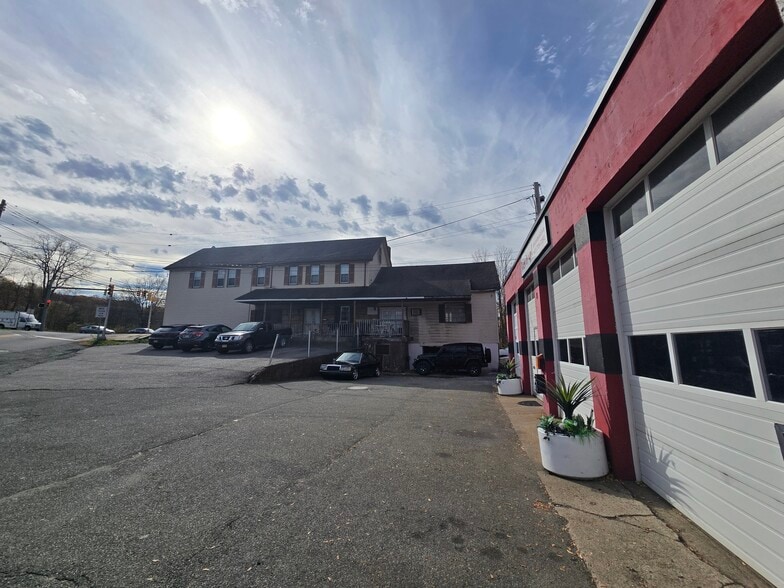 92 Main St, Sparta, NJ for sale - Building Photo - Image 3 of 37