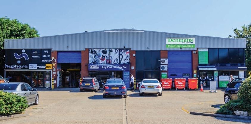 Millbrook Rd W, Southampton for lease - Primary Photo - Image 1 of 3