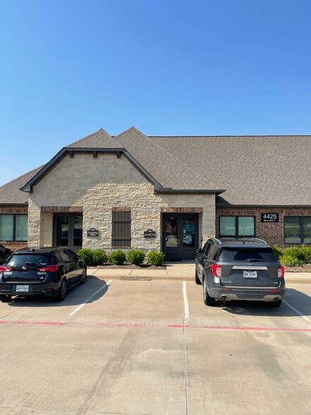 4425 Plano Pky, Carrollton, TX for sale - Building Photo - Image 1 of 8