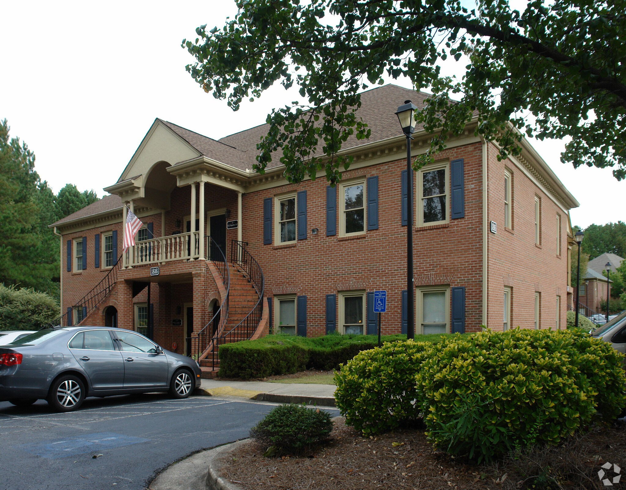 1816 Independence Sq, Dunwoody, GA à vendre Photo principale- Image 1 de 1