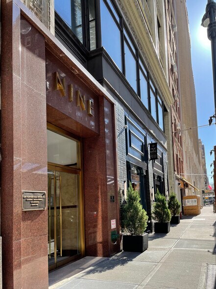 9 E 37th St, New York, NY à louer - Photo du bâtiment - Image 3 de 5