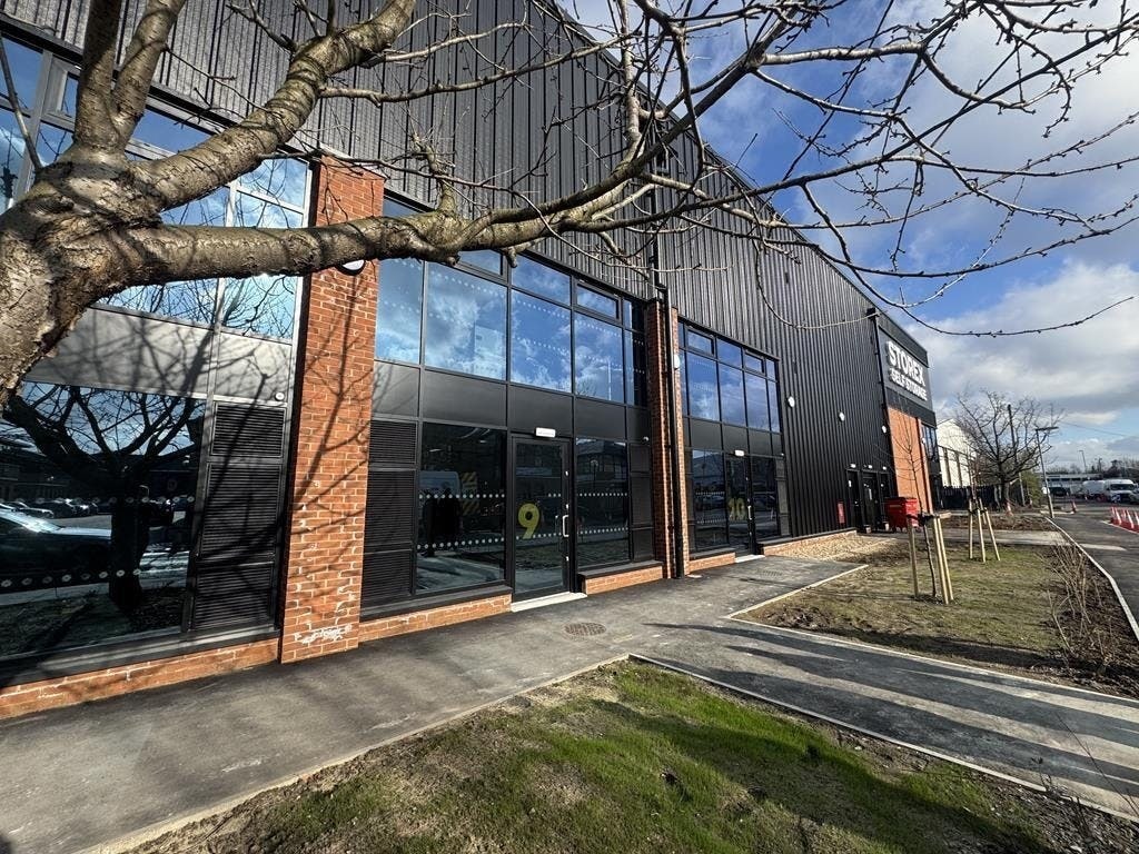 Brooklands Close, Sunbury On Thames for lease Building Photo- Image 1 of 17