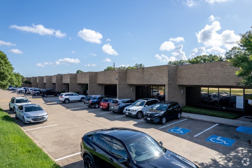 7505-7563 South Fwy, Houston, TX à louer - Photo du bâtiment - Image 2 de 7