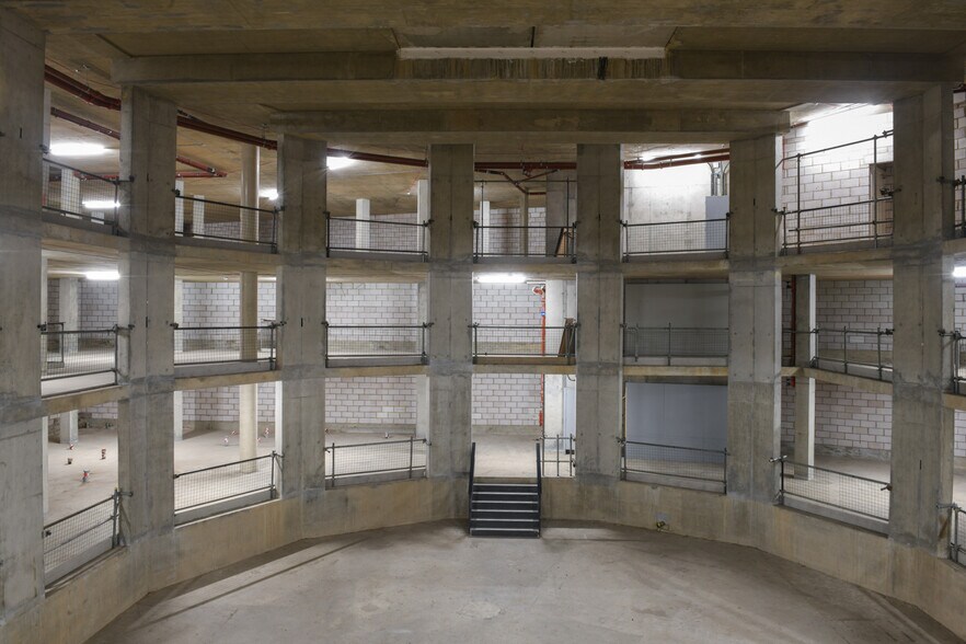 12A Islington Green, Londres à louer - Photo intérieure - Image 2 de 5