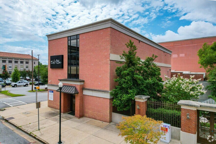 24 12th St, Columbus, GA à louer - Photo du bâtiment - Image 2 de 4