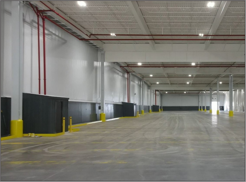 1850 Route 57, Fulton, NY à louer - Photo intérieure - Image 3 de 7