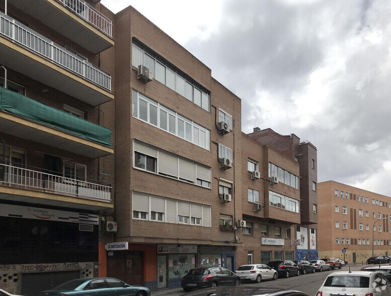 Calle Begoña, Coslada, Madrid for sale - Primary Photo - Image 1 of 2