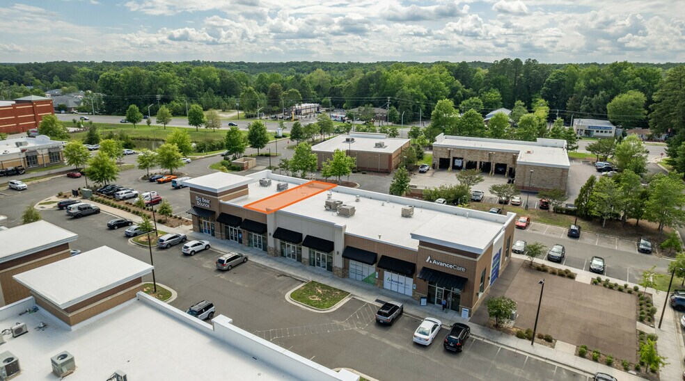 5125 NC Highway 55, Durham, NC à louer - Photo du bâtiment - Image 3 de 7