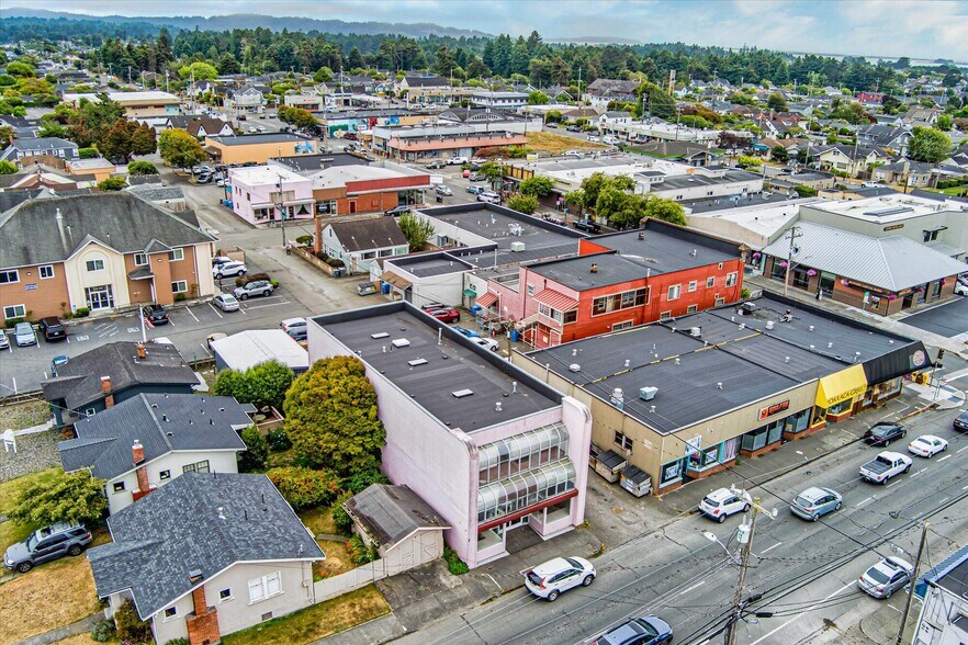 524 Henderson St, Eureka, CA for sale - Building Photo - Image 2 of 14