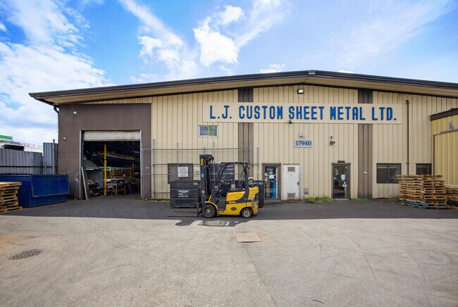 Plus de détails pour 17940 Roan Pl, Surrey, BC - Industriel à vendre