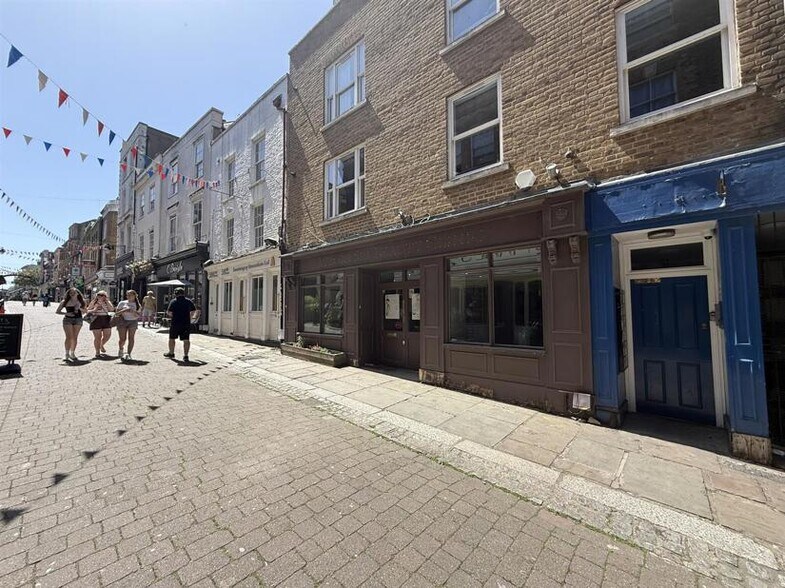 60-61 High St, Gravesend à louer - Photo du bâtiment - Image 2 de 2