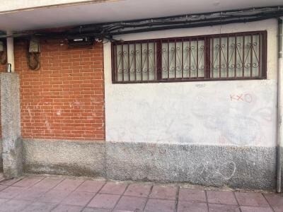 Portefeuille de 2 propriétés à vendre sur LoopNet.ca - Photo du bâtiment - Image 3 de 3