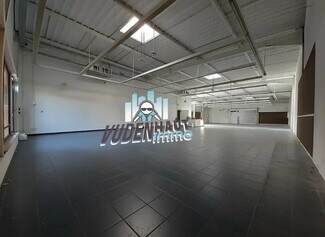 Plus de détails pour Commerce de détail à louer