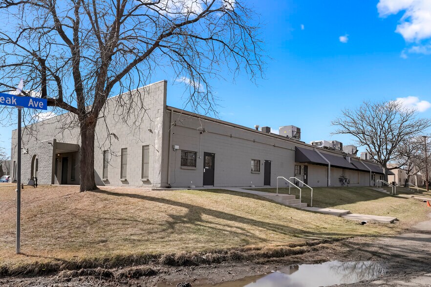 1845 Range St, Boulder, CO à vendre - Photo du bâtiment - Image 2 de 10