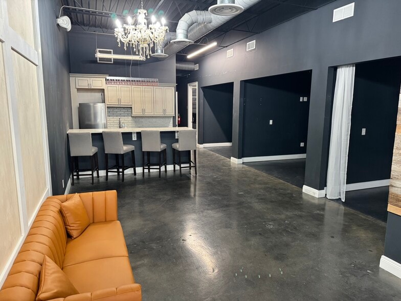 5400 New Peachtree Rd, Atlanta, GA à louer - Photo du bâtiment - Image 3 de 9