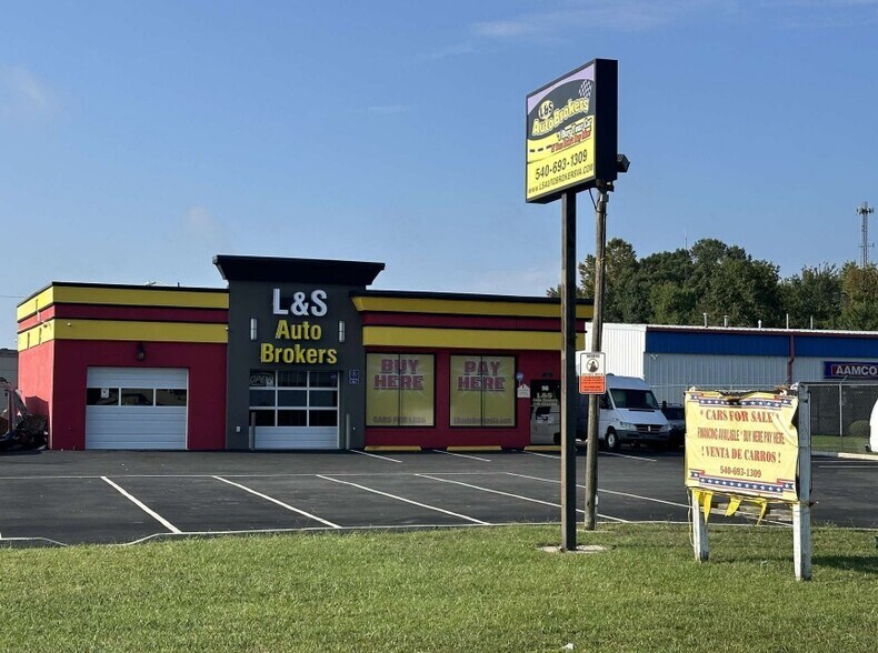 96 Industrial Dr, Fredericksburg, VA à vendre - Photo du bâtiment - Image 2 de 6