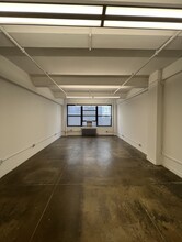 330 W 38th St, New York, NY for lease Interior Photo- Image 1 of 2